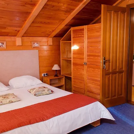 Mont Blanc 2* Yaremche